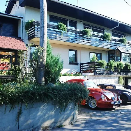 Rooms-apartments Stojanovic Guest house Bled