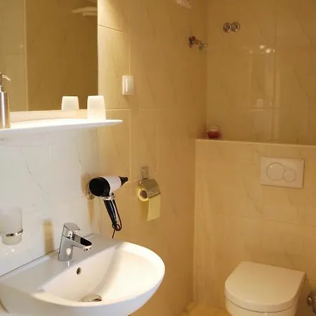 Rooms-apartments Stojanovic 3* Bled