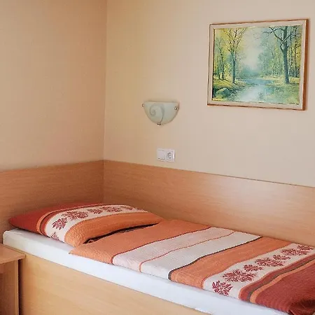 Guest house Rooms-apartments Stojanovic Bled