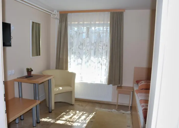 Rooms-apartments Stojanovic 3*
