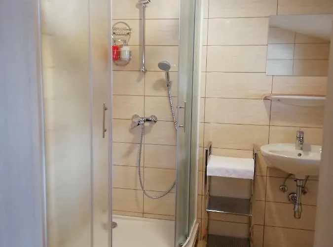 Guest house Rooms-apartments Stojanovic