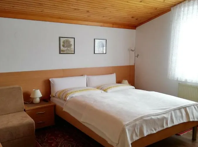 Rooms-apartments Stojanovic 3* Bled
