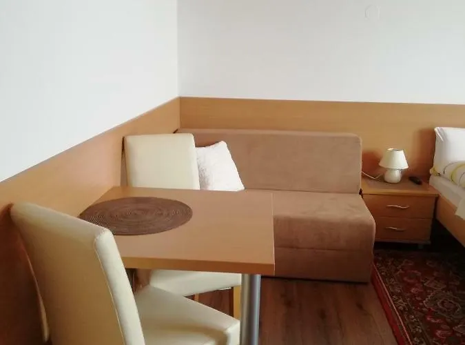 Rooms-apartments Stojanovic